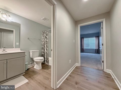 Tiny photo for 84 Jockey Drive, LA PLATA, MD 20646 (MLS # MDCH2052540)