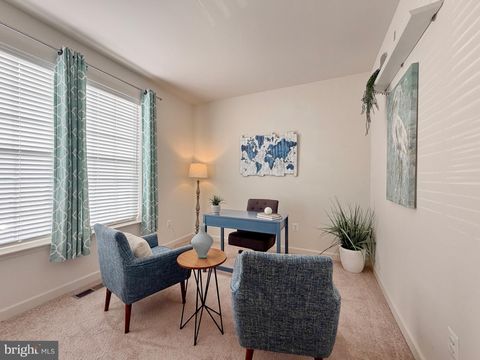 Tiny photo for 84 Jockey Drive, LA PLATA, MD 20646 (MLS # MDCH2052540)