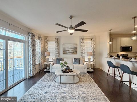 Tiny photo for 84 Jockey Drive, LA PLATA, MD 20646 (MLS # MDCH2052540)