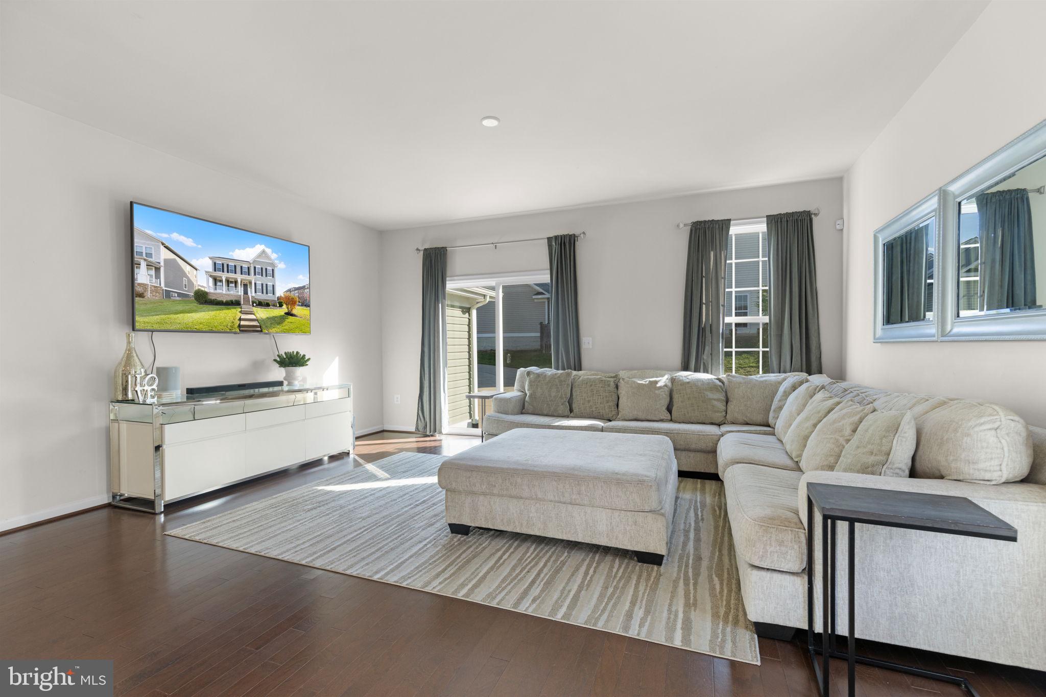 EMBREY MILL - Residential