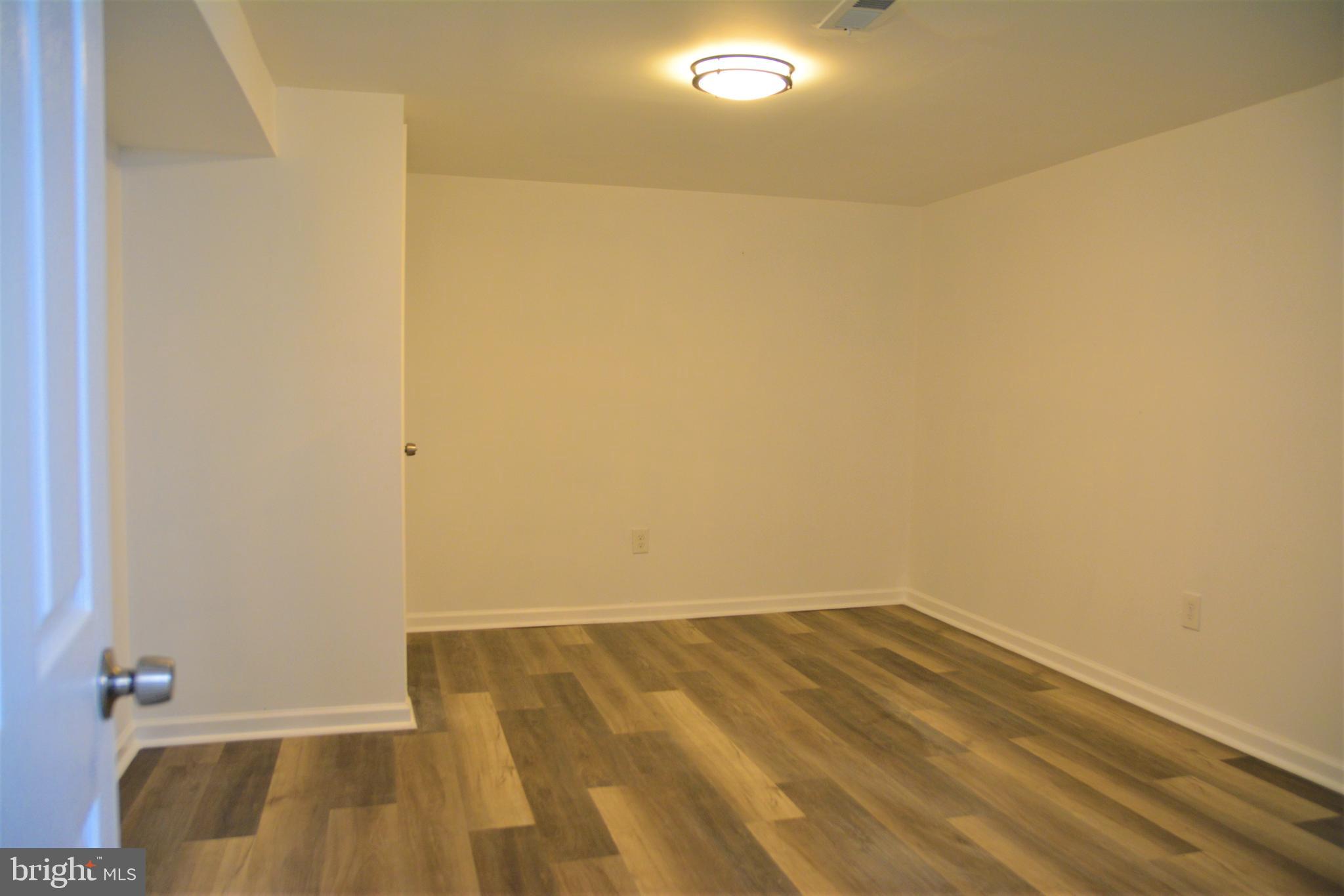 MERRITT HOMES - Residential