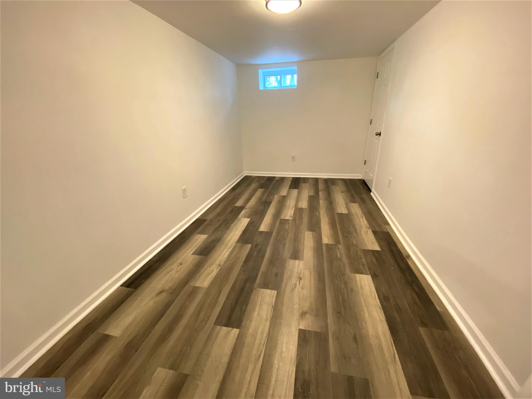 MERRITT HOMES - Residential