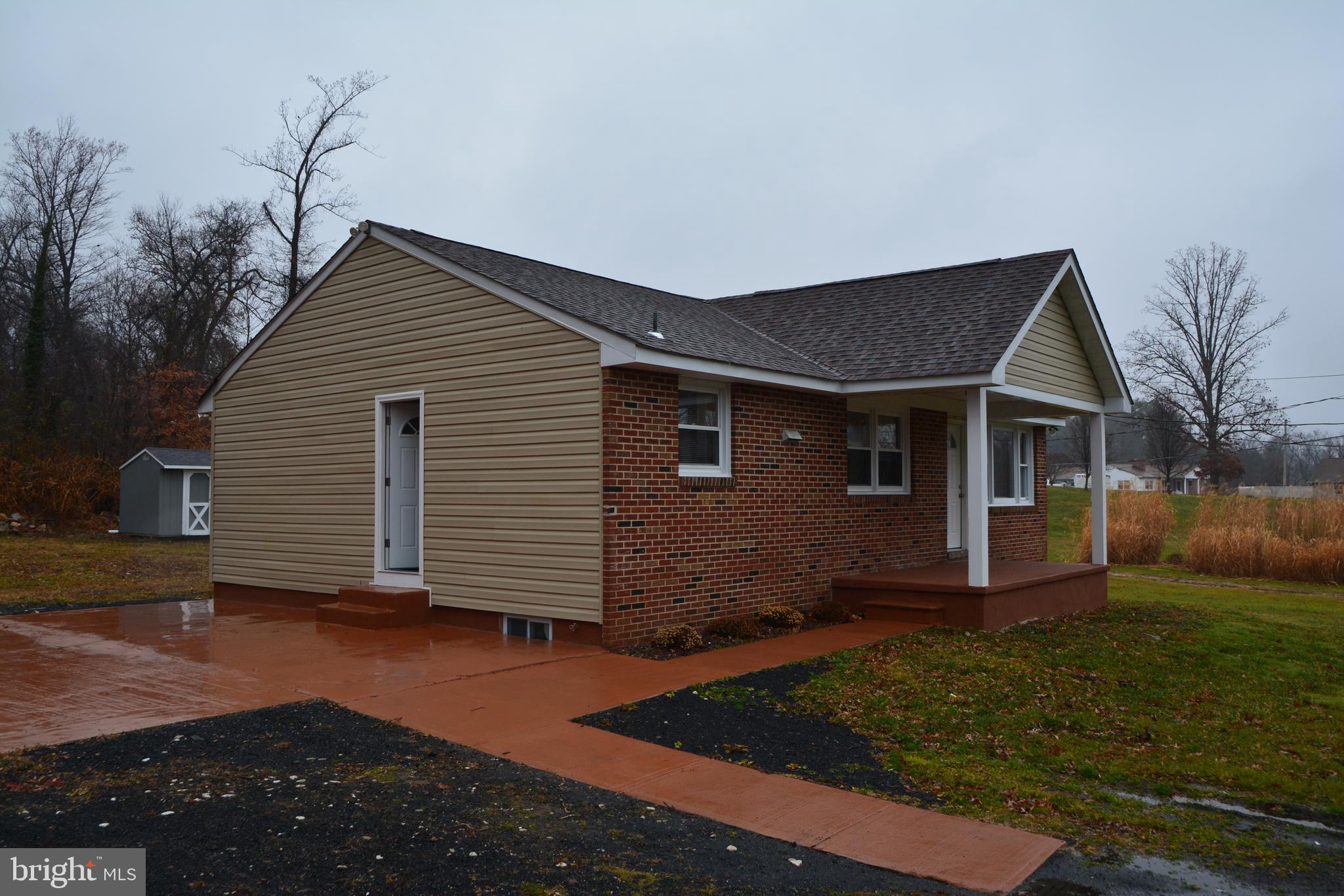 MERRITT HOMES - Residential