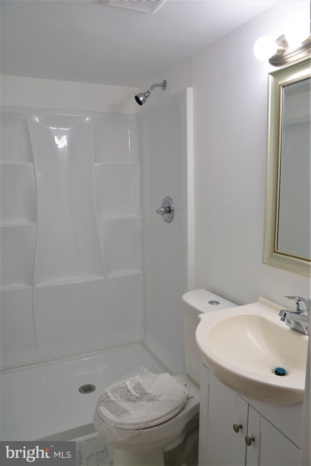 MERRITT HOMES - Residential