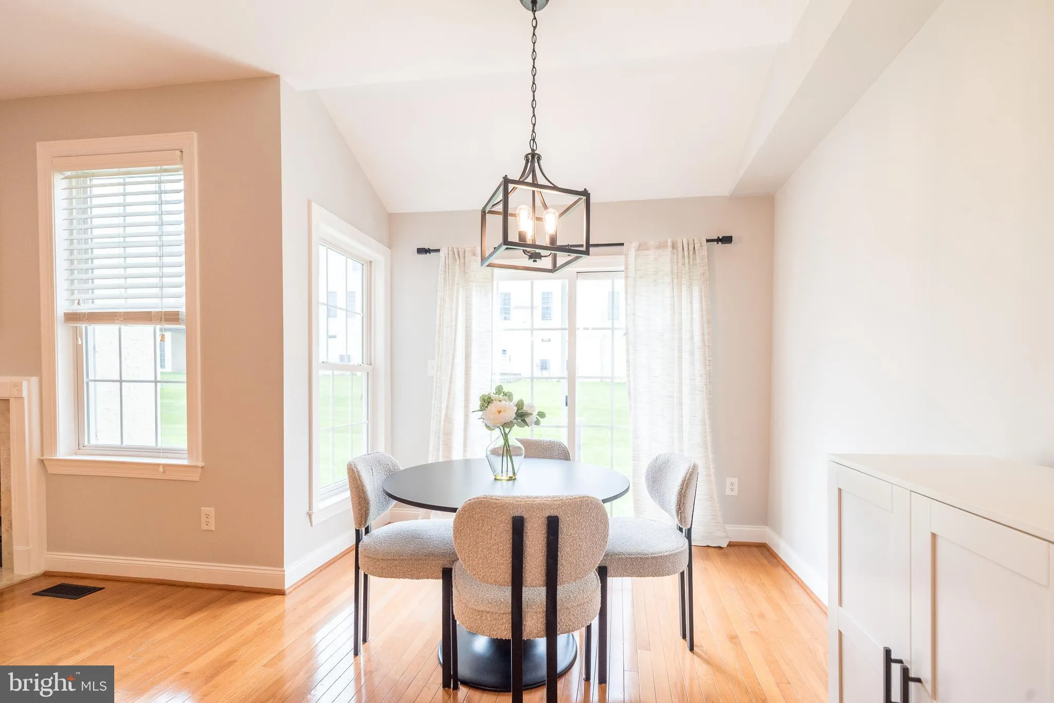 Furlong, Pennsylvania 18925, United States, 3 Bedrooms Bedrooms, ,3 BathroomsBathrooms,Residential,Active,168945