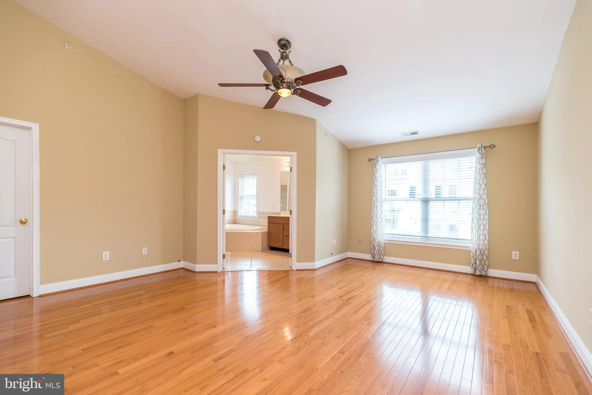 Furlong, Pennsylvania 18925, United States, 3 Bedrooms Bedrooms, ,3 BathroomsBathrooms,Residential,Active,168945