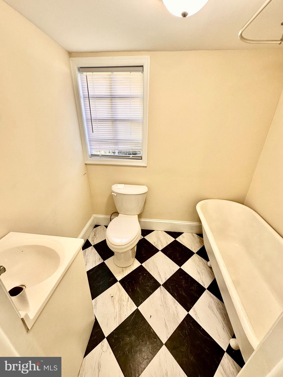 MT AIRY (EAST) - Residential Lease