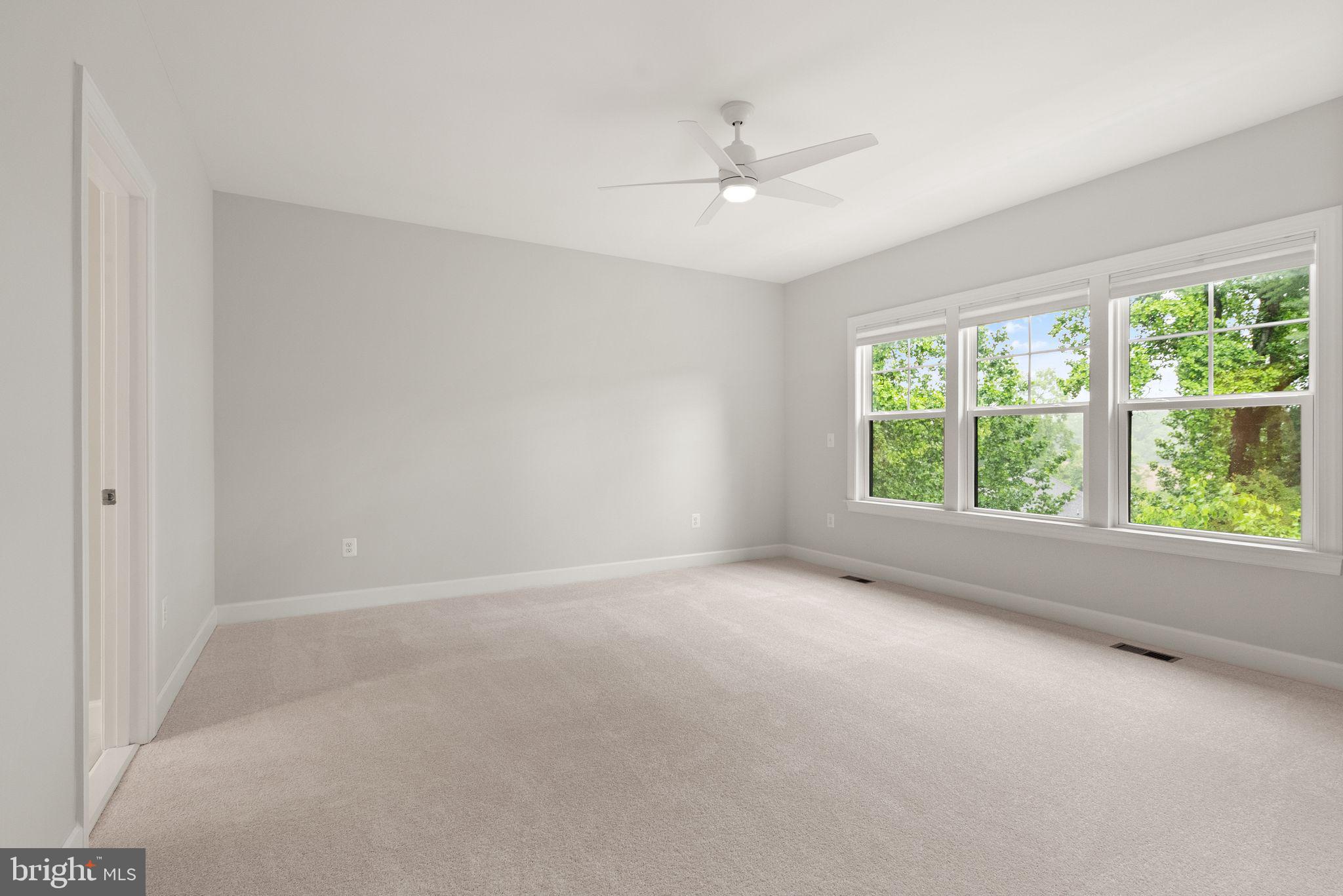 BERKSHIRE OAKWOOD - Residential