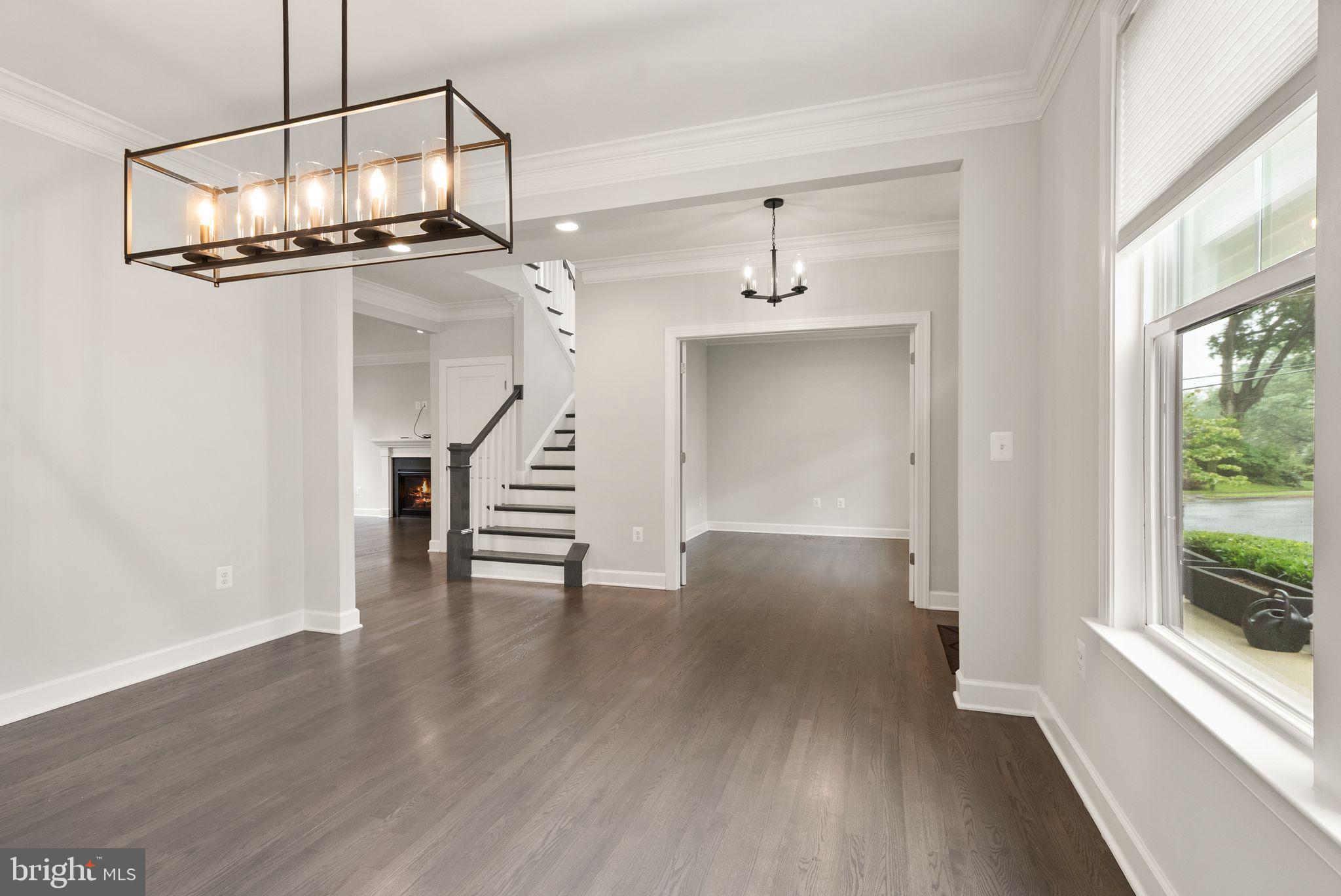 BERKSHIRE OAKWOOD - Residential