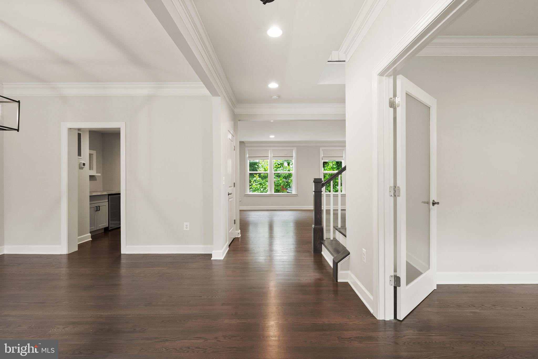 BERKSHIRE OAKWOOD - Residential