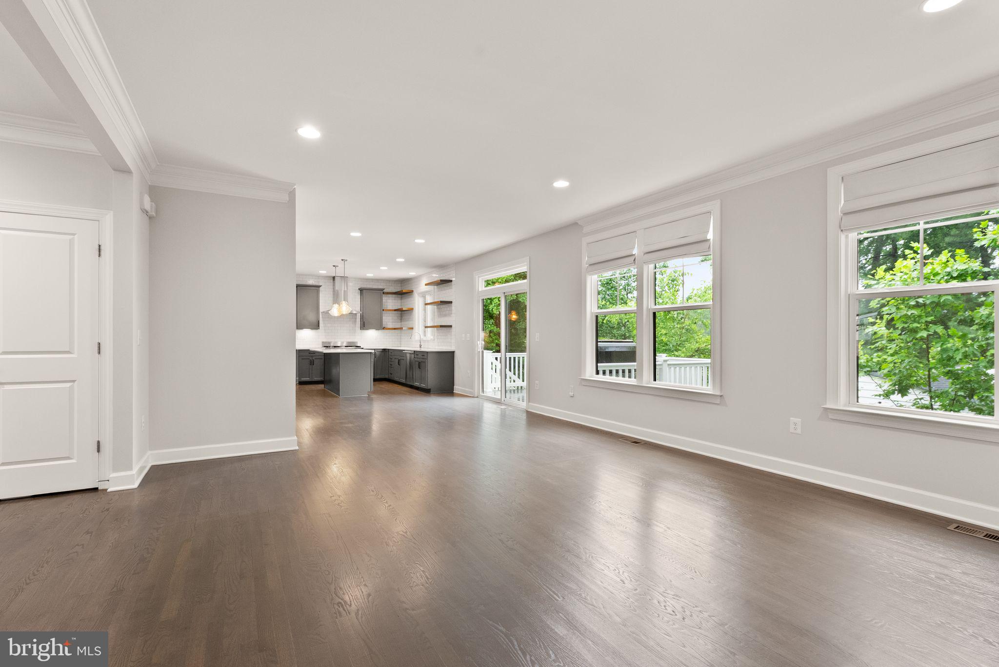 BERKSHIRE OAKWOOD - Residential