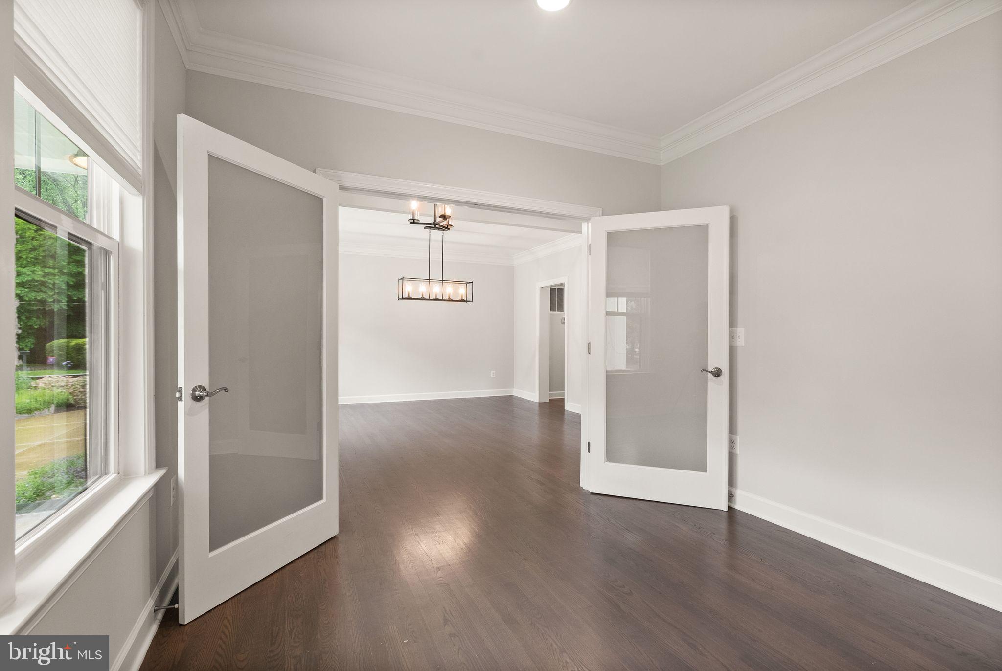 BERKSHIRE OAKWOOD - Residential