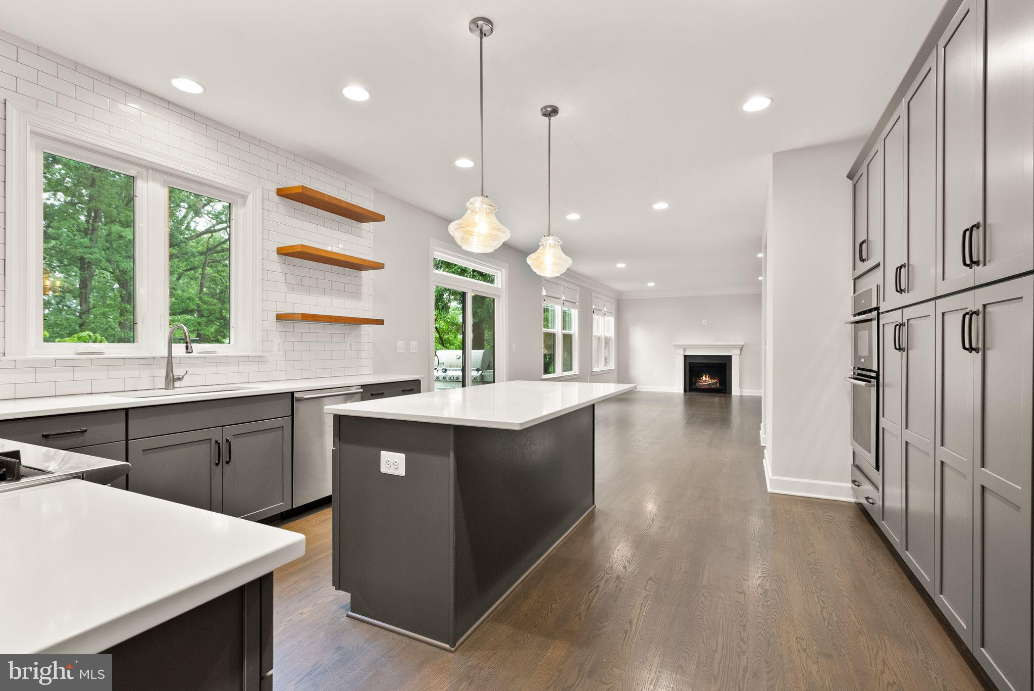 BERKSHIRE OAKWOOD - Residential