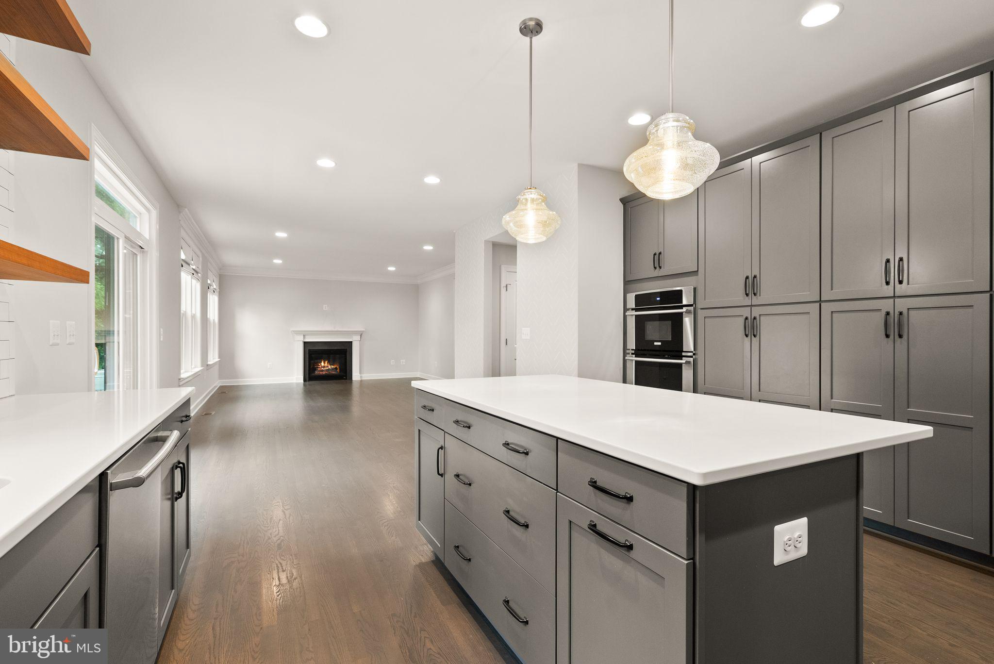 BERKSHIRE OAKWOOD - Residential