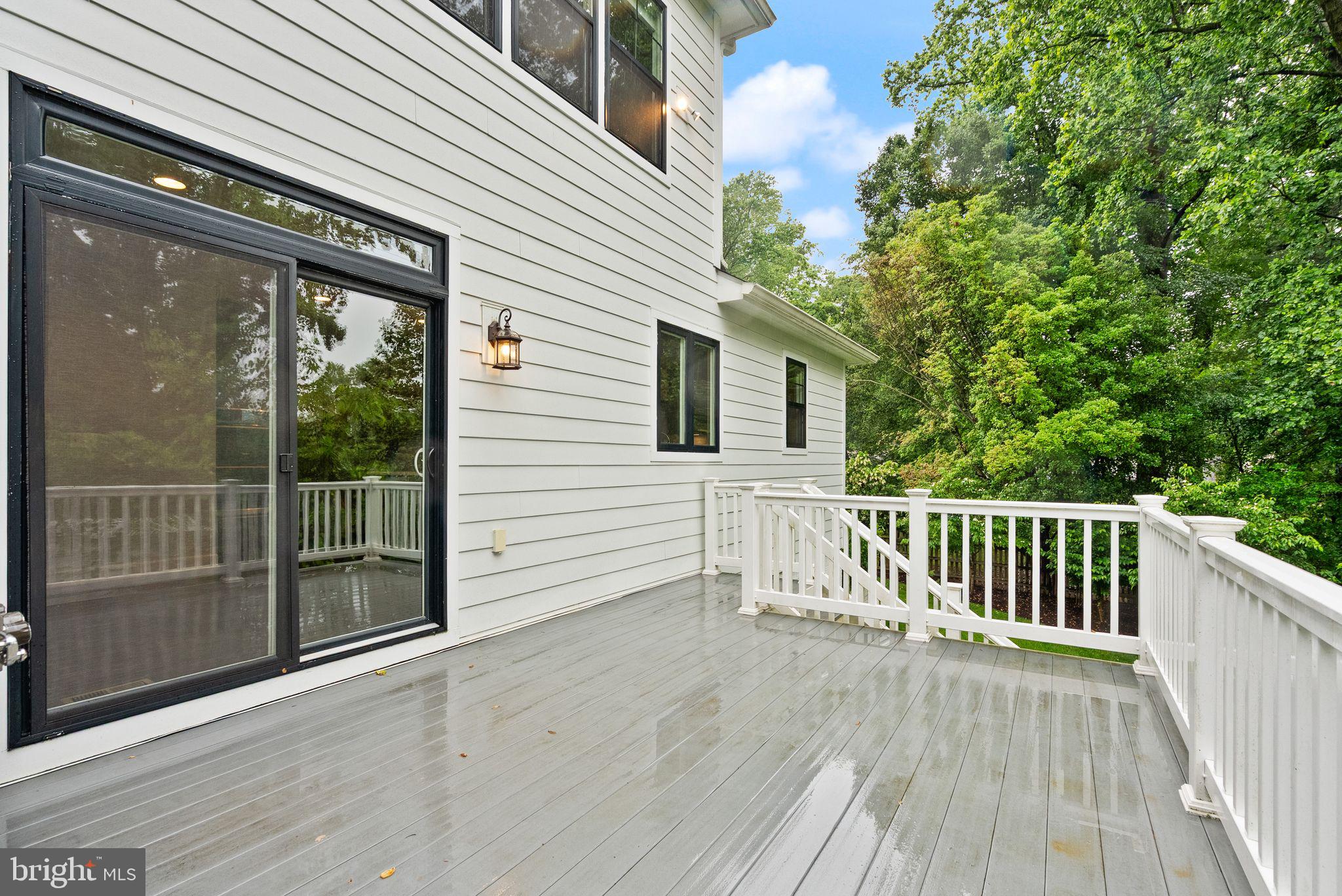 BERKSHIRE OAKWOOD - Residential