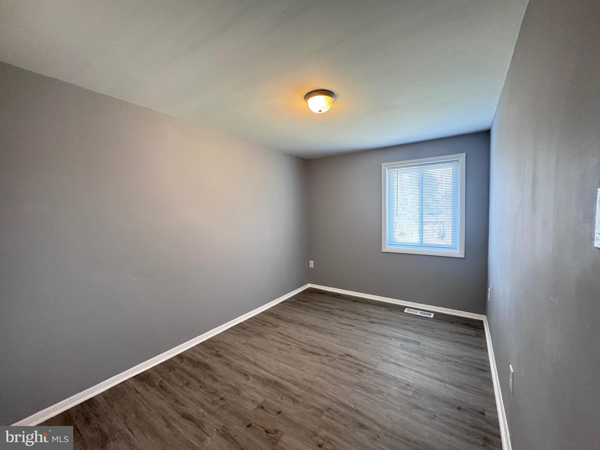 OWEN BROWN WOODS - Residential Lease