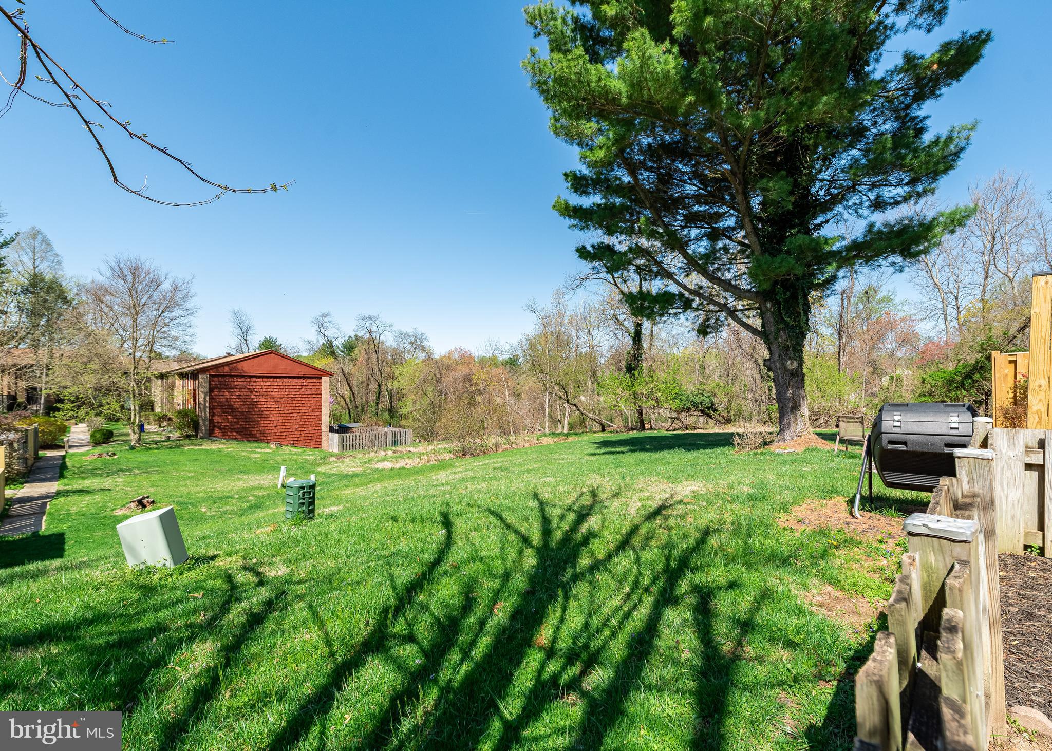 OWEN BROWN WOODS - Residential Lease