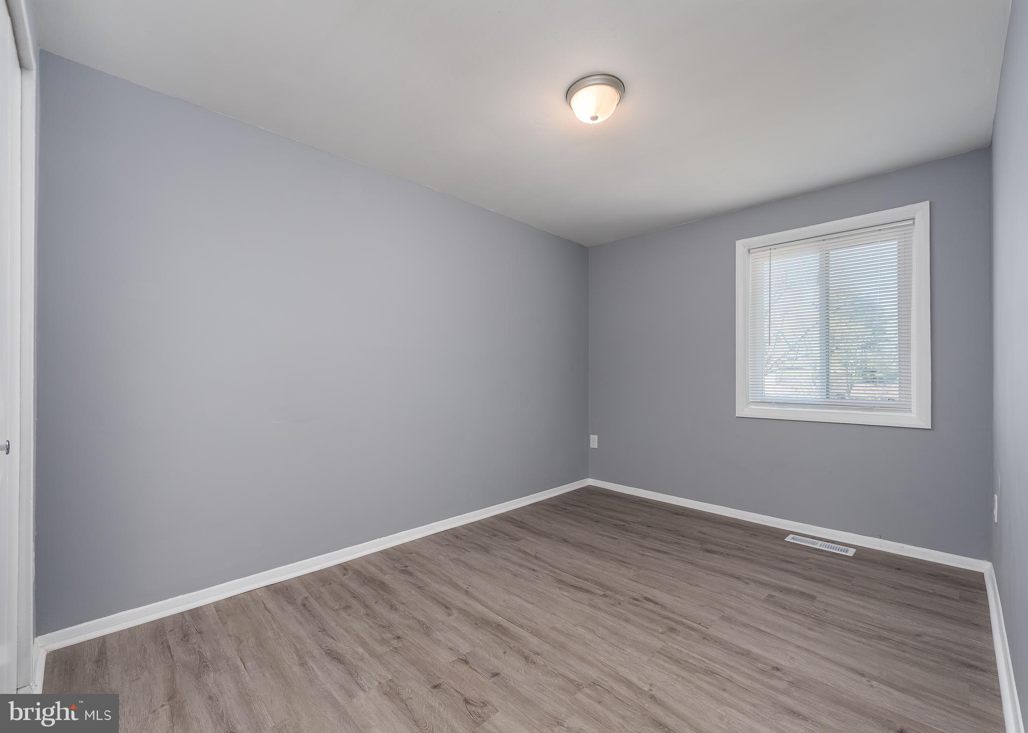 OWEN BROWN WOODS - Residential Lease