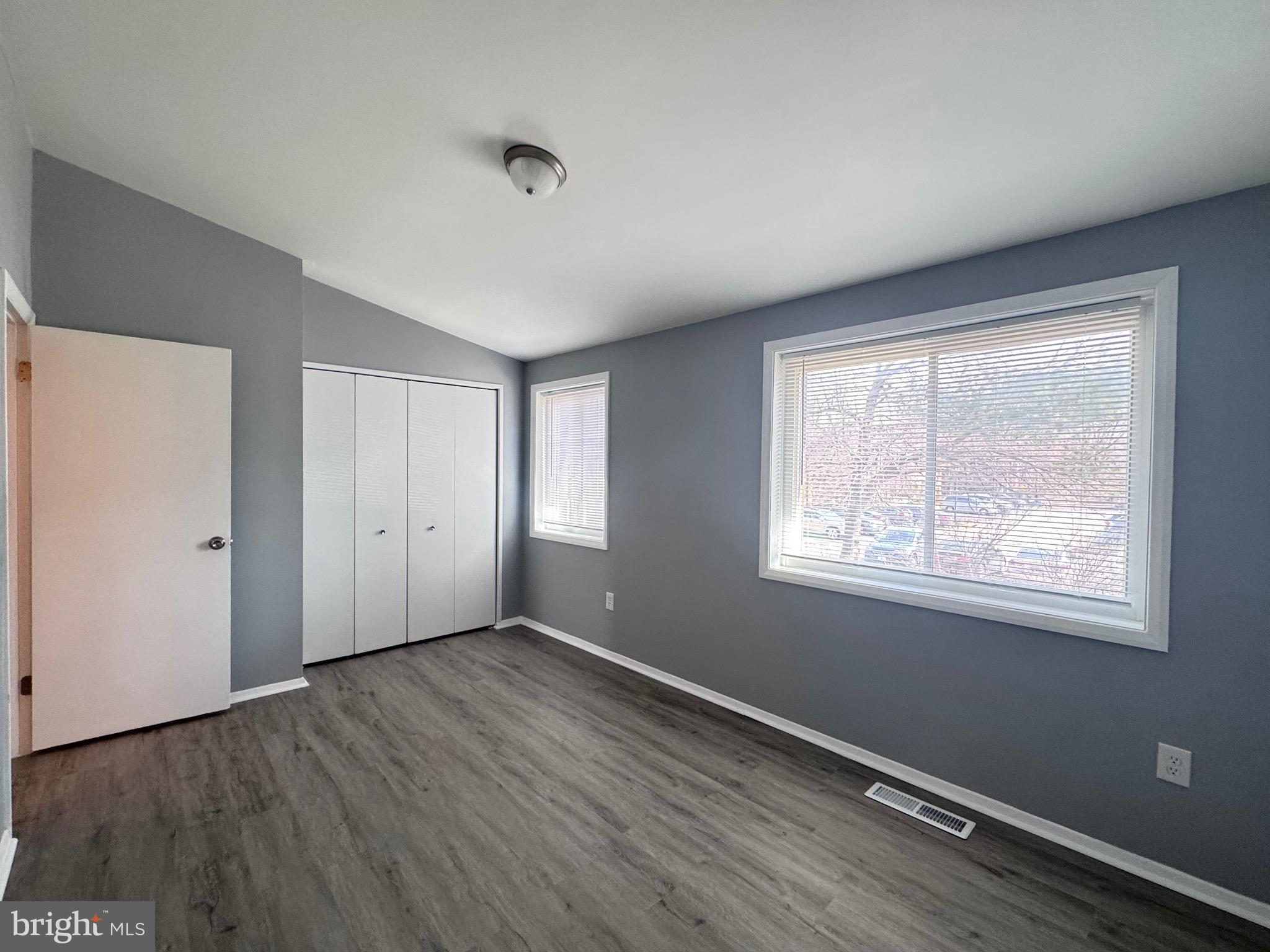 OWEN BROWN WOODS - Residential Lease