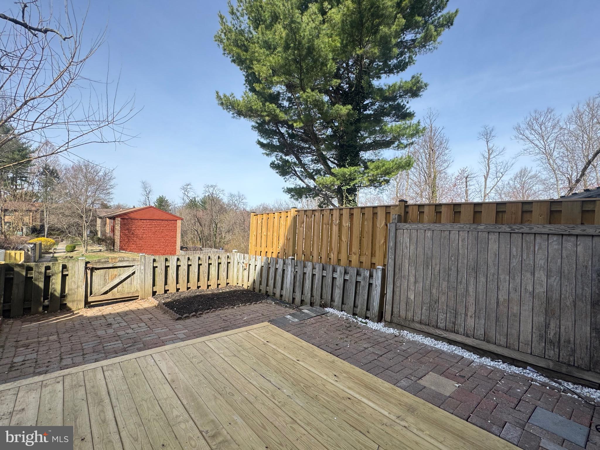 OWEN BROWN WOODS - Residential Lease