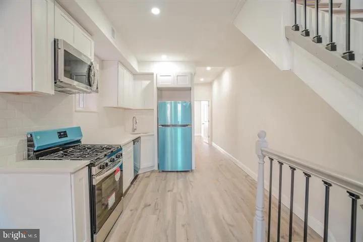 1714 SNYDER AVENUE 2