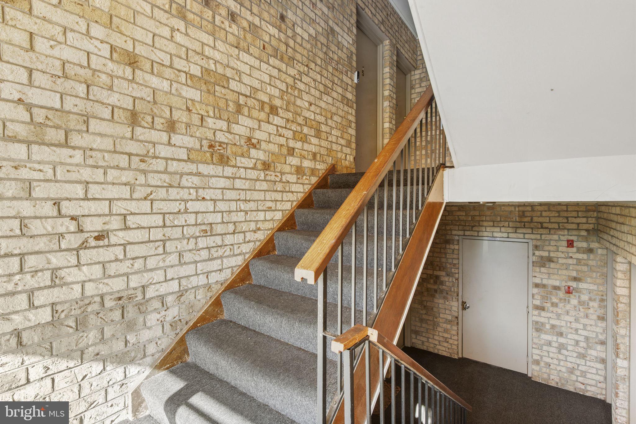 COURTHAVEN - Residential