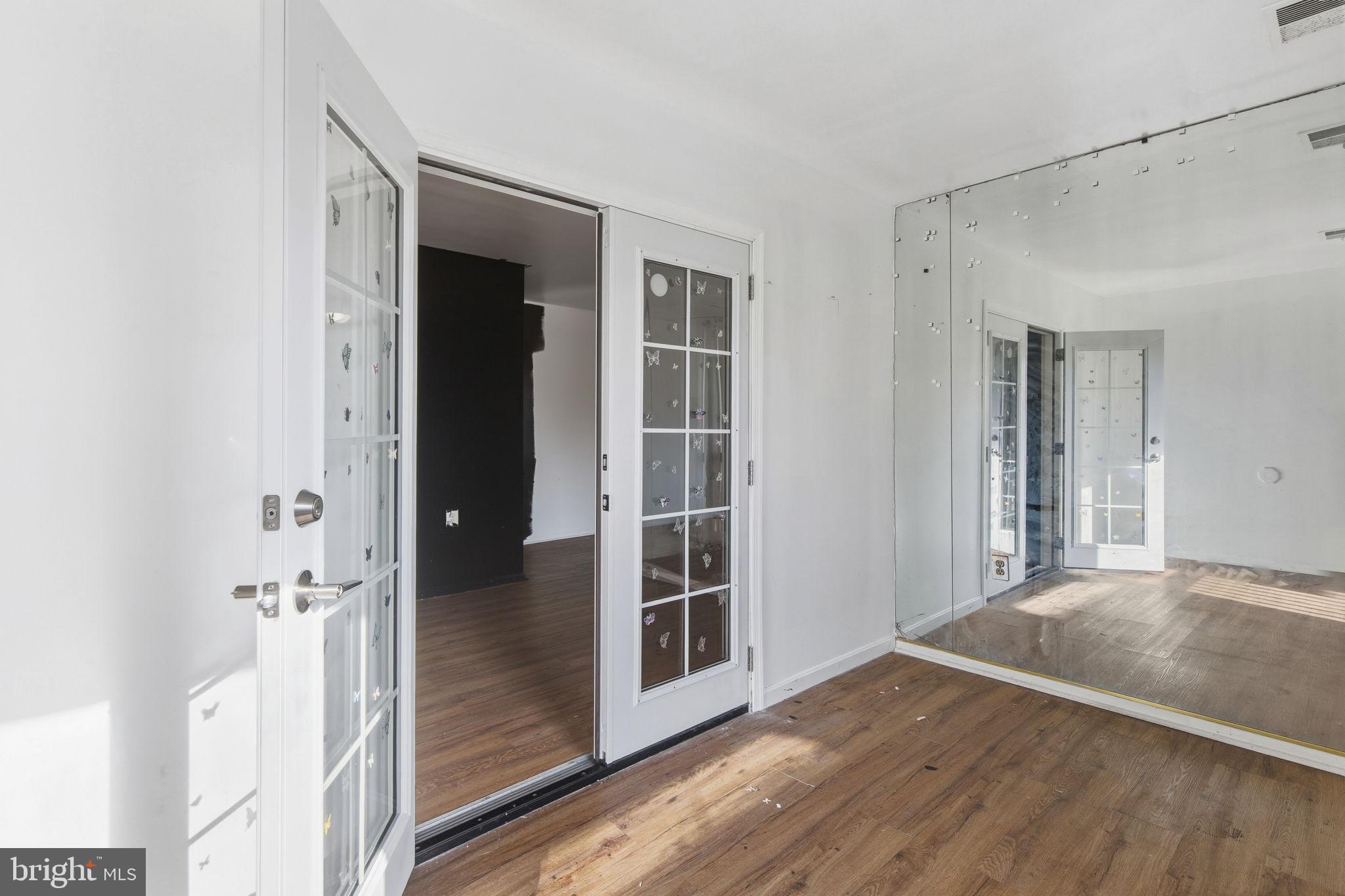 COURTHAVEN - Residential