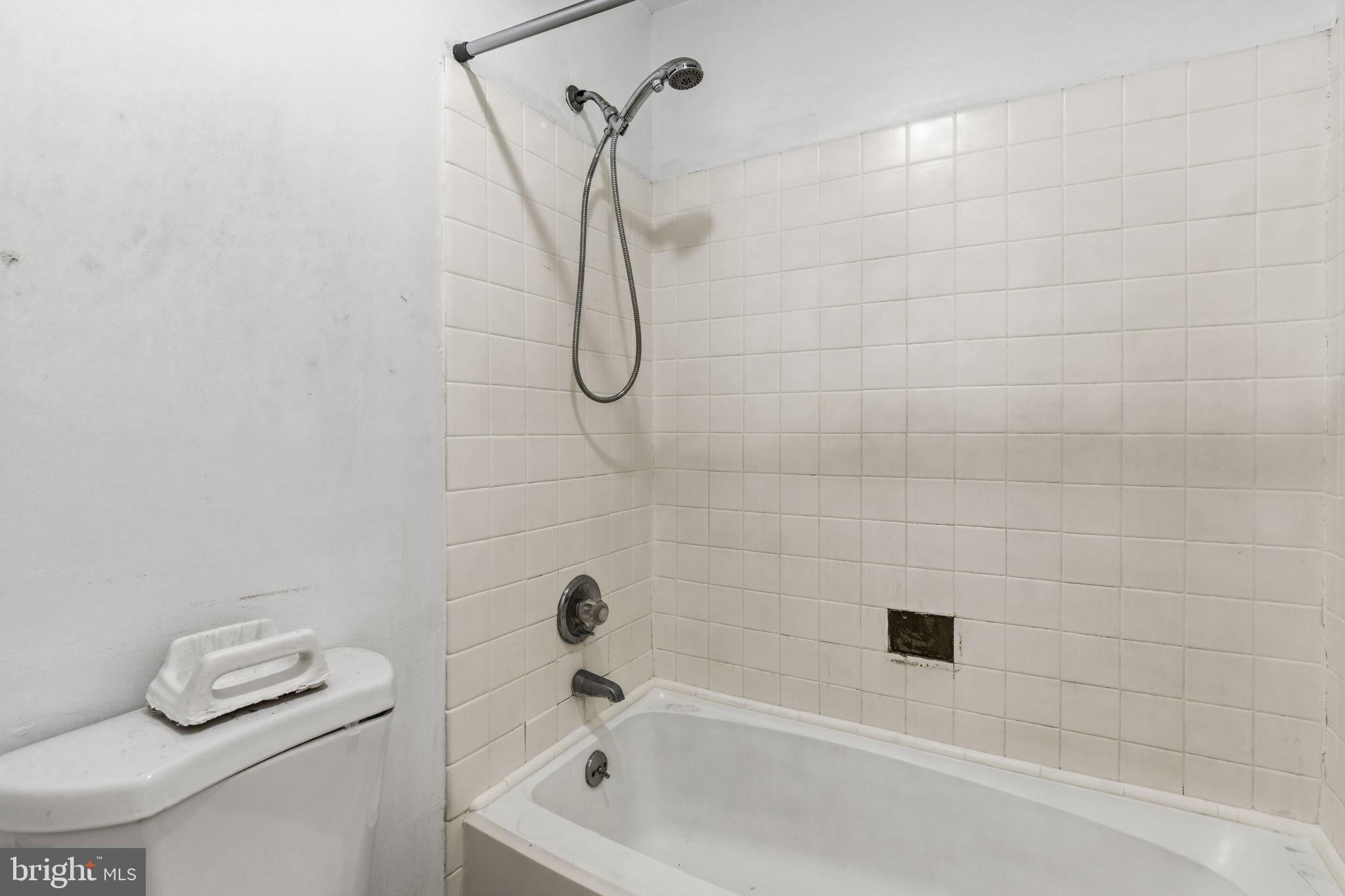 COURTHAVEN - Residential