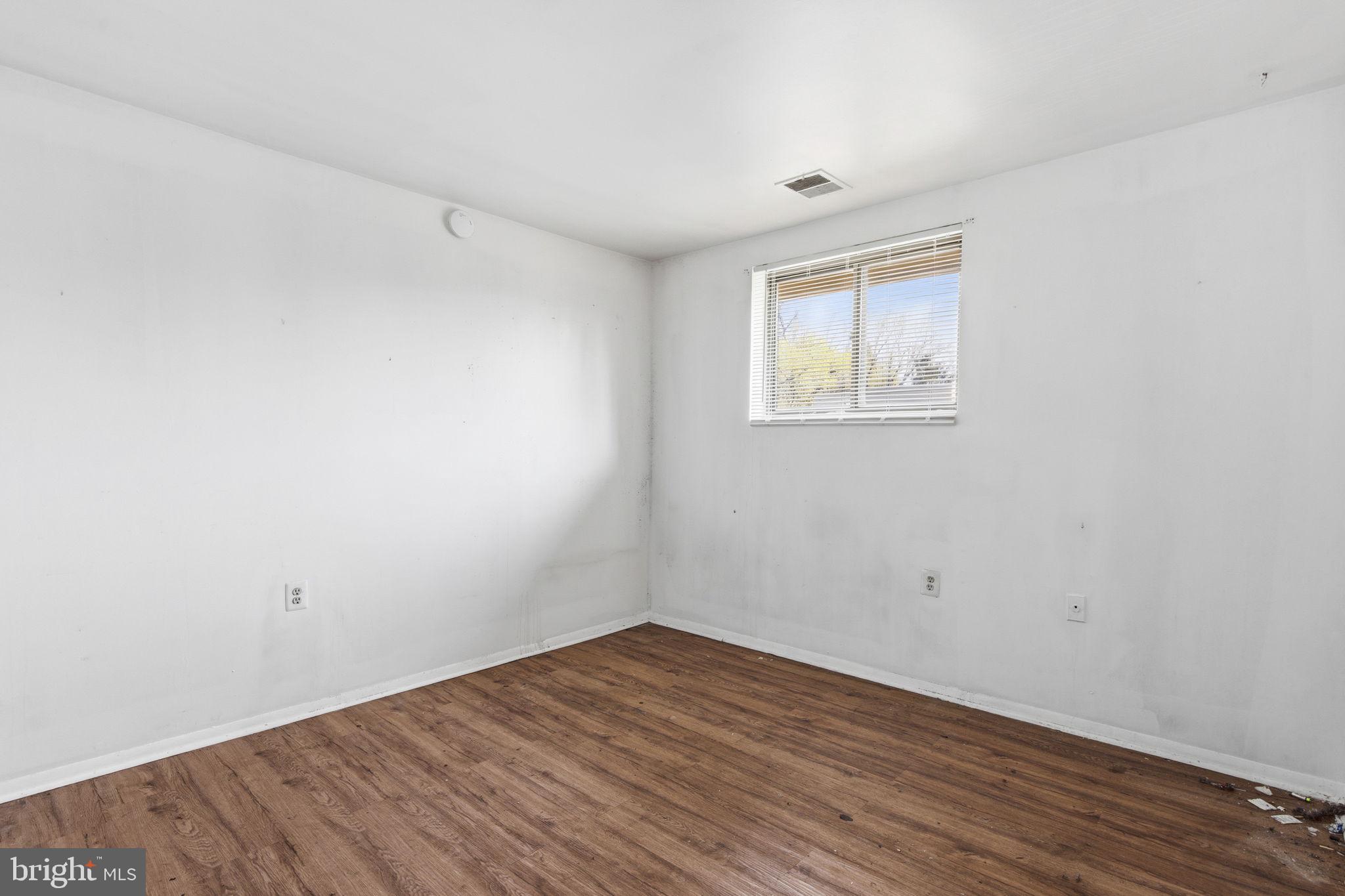 COURTHAVEN - Residential