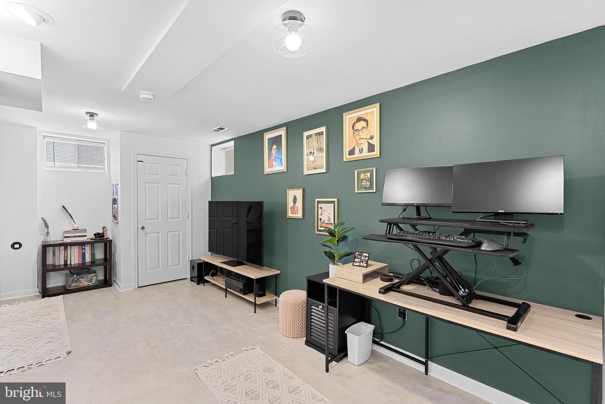 AQUIA HARBOUR - Residential