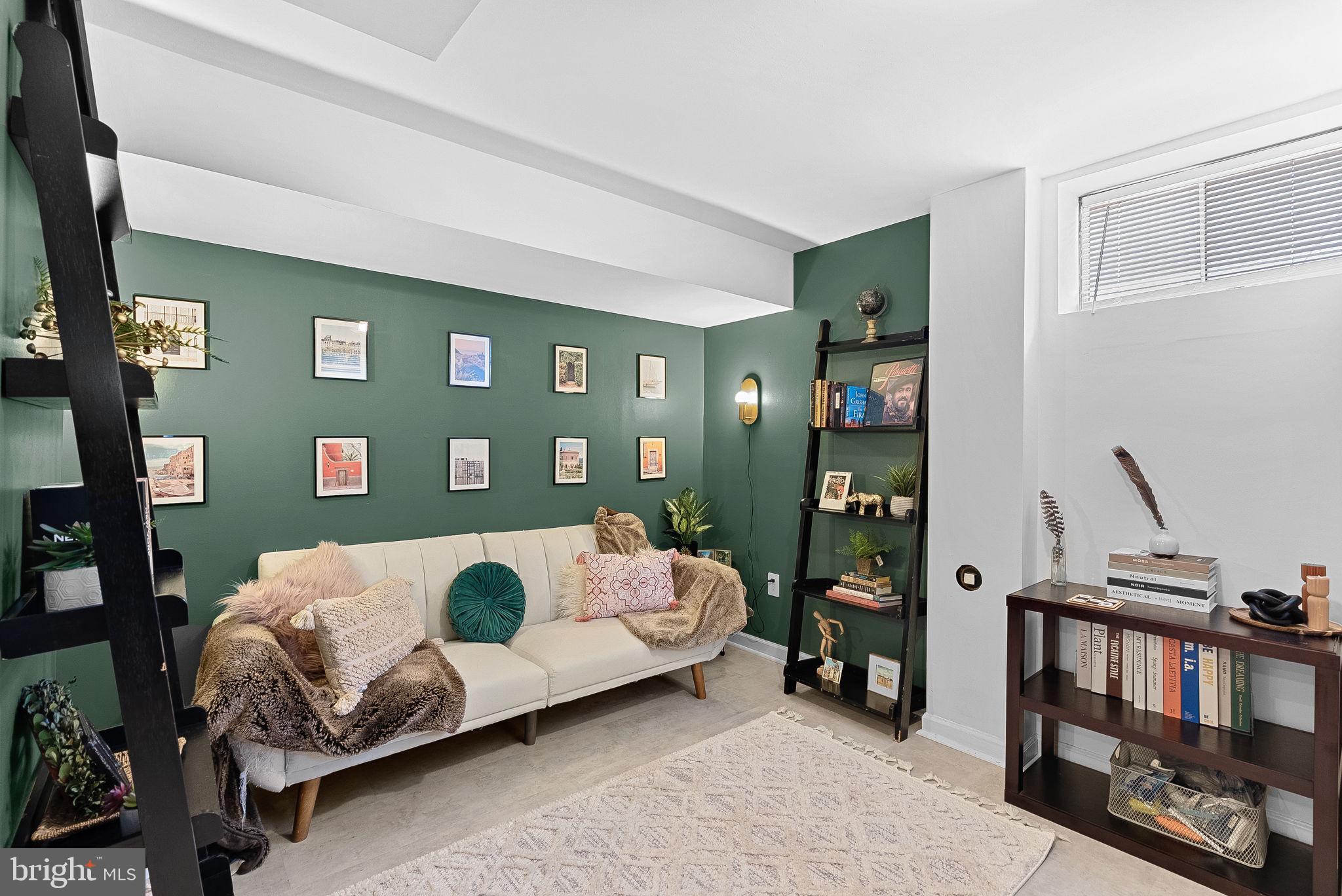 AQUIA HARBOUR - Residential