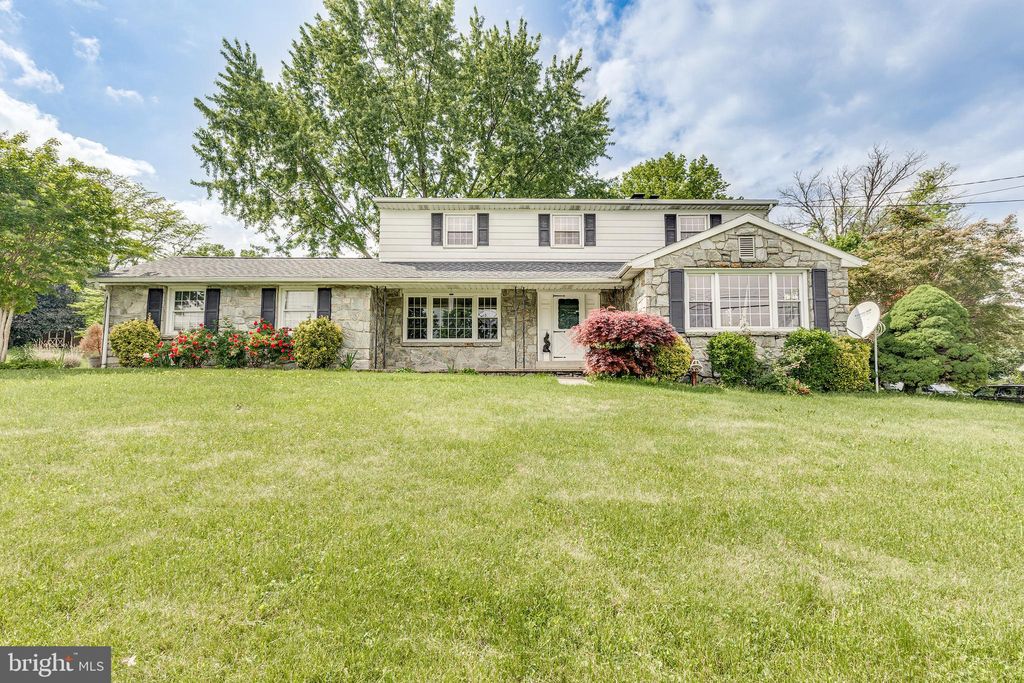 Photo of 1606 Stony Battery Road, LANCASTER, PA 17601 (MLS # PALA2069974)
