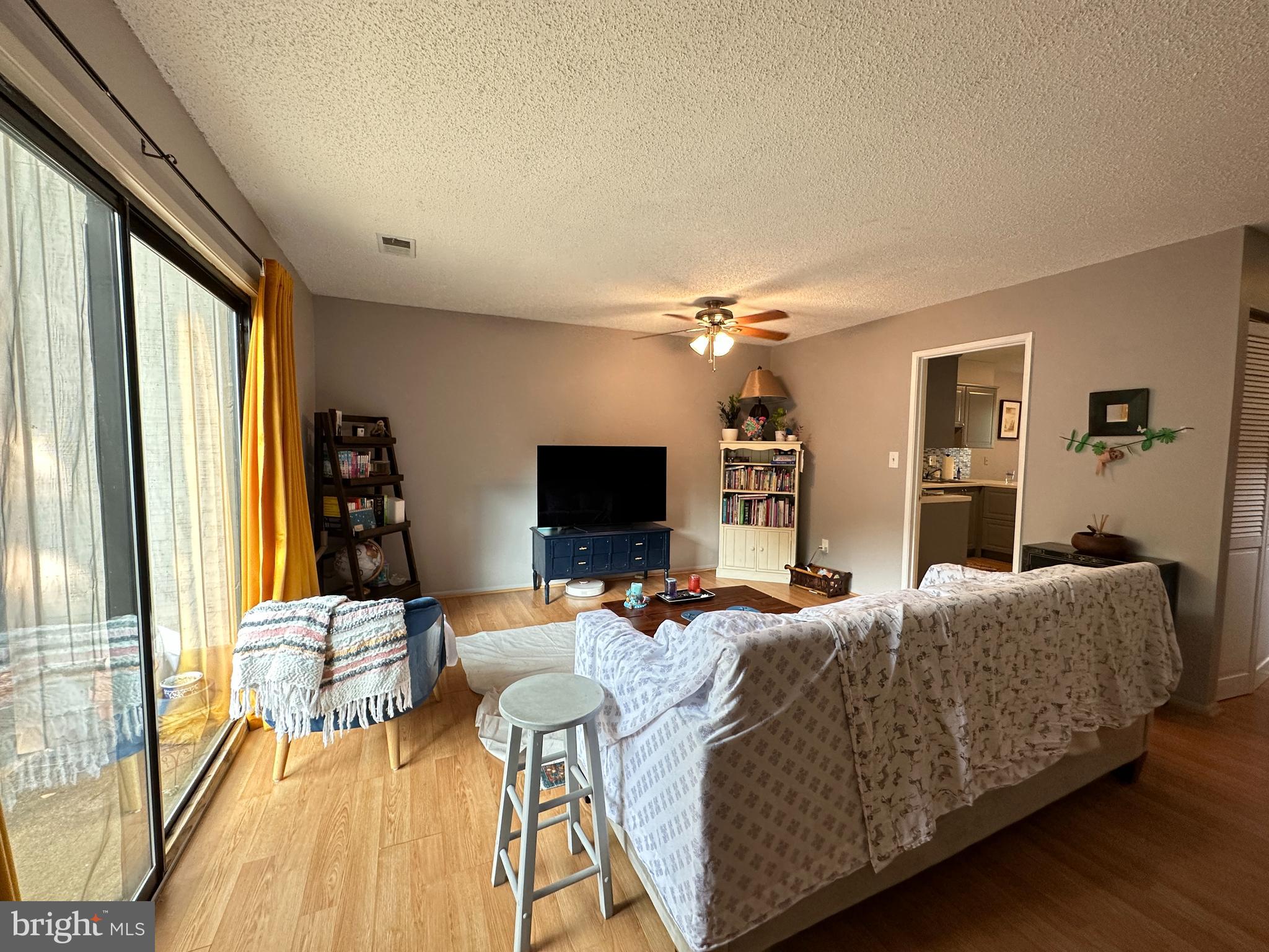 RESTON - Residential Lease