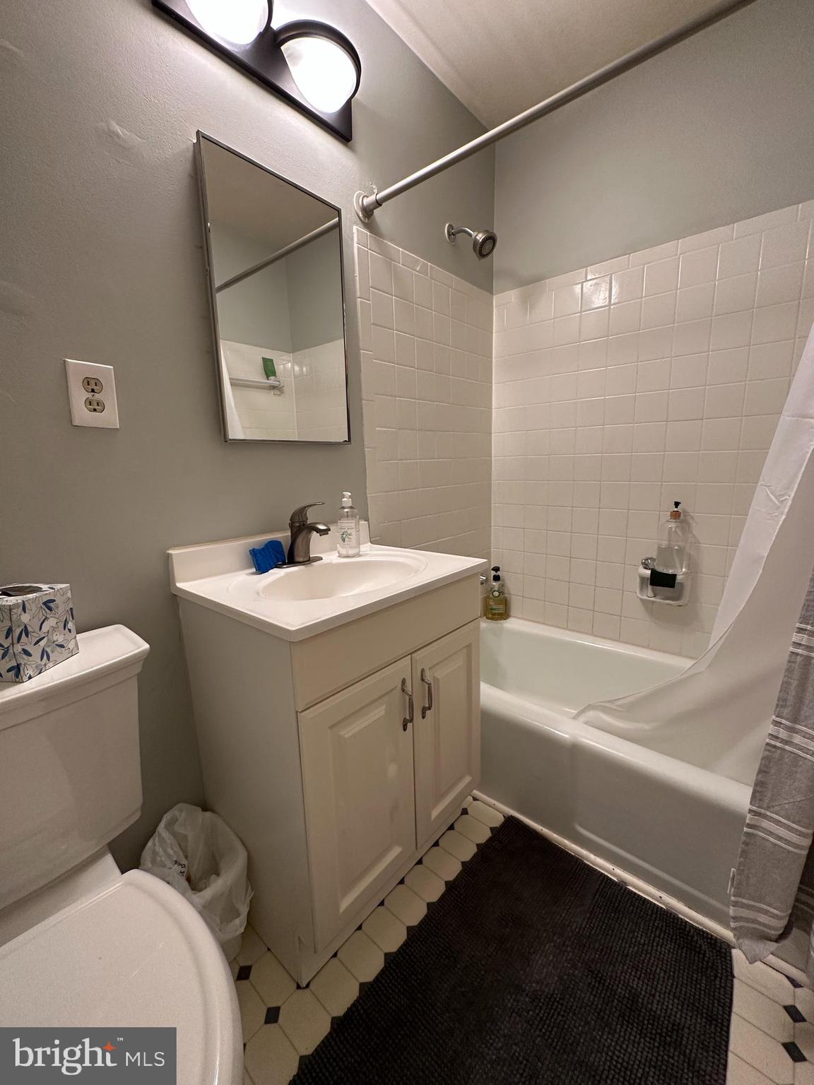 RESTON - Residential Lease