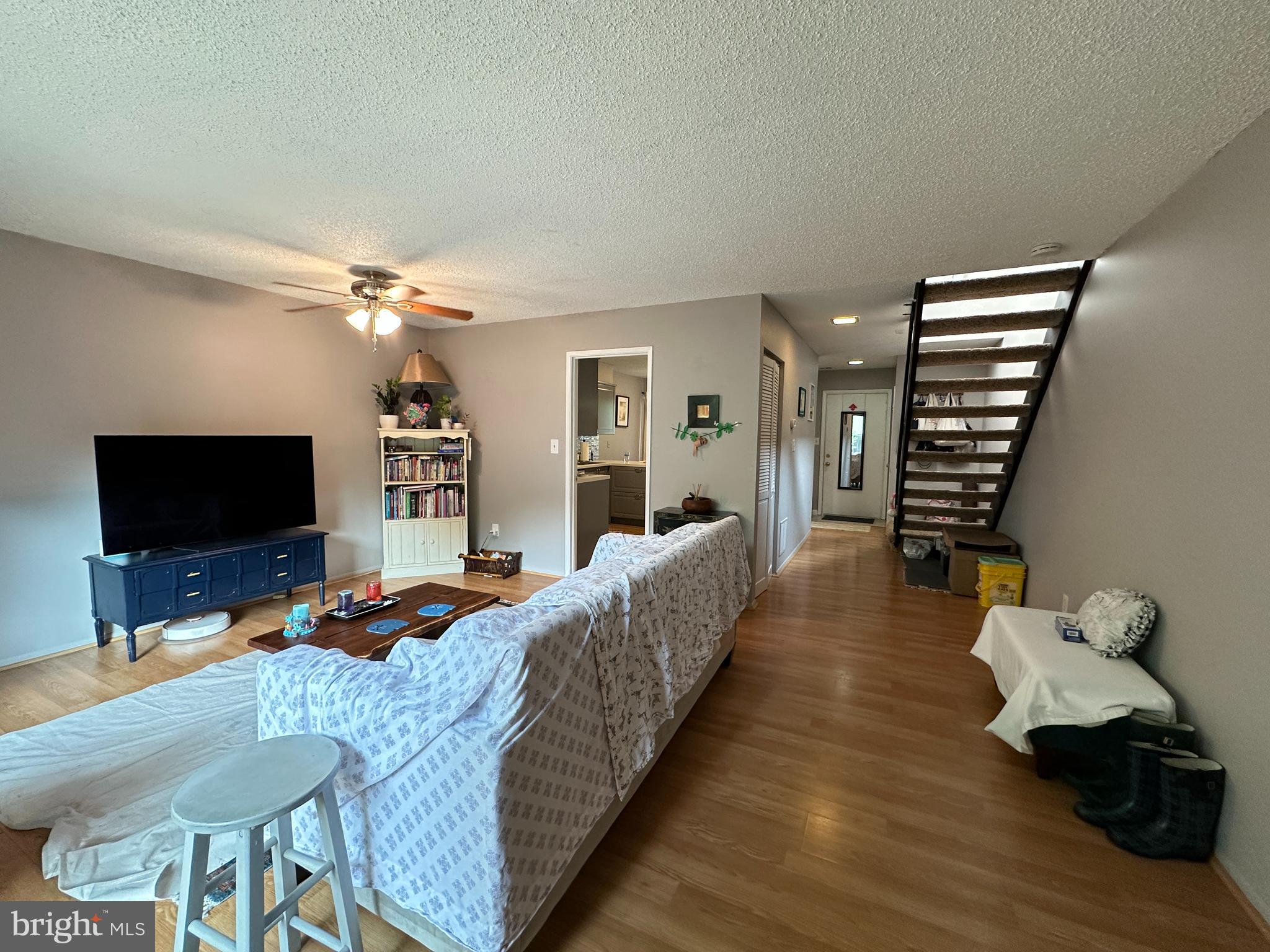 RESTON - Residential Lease