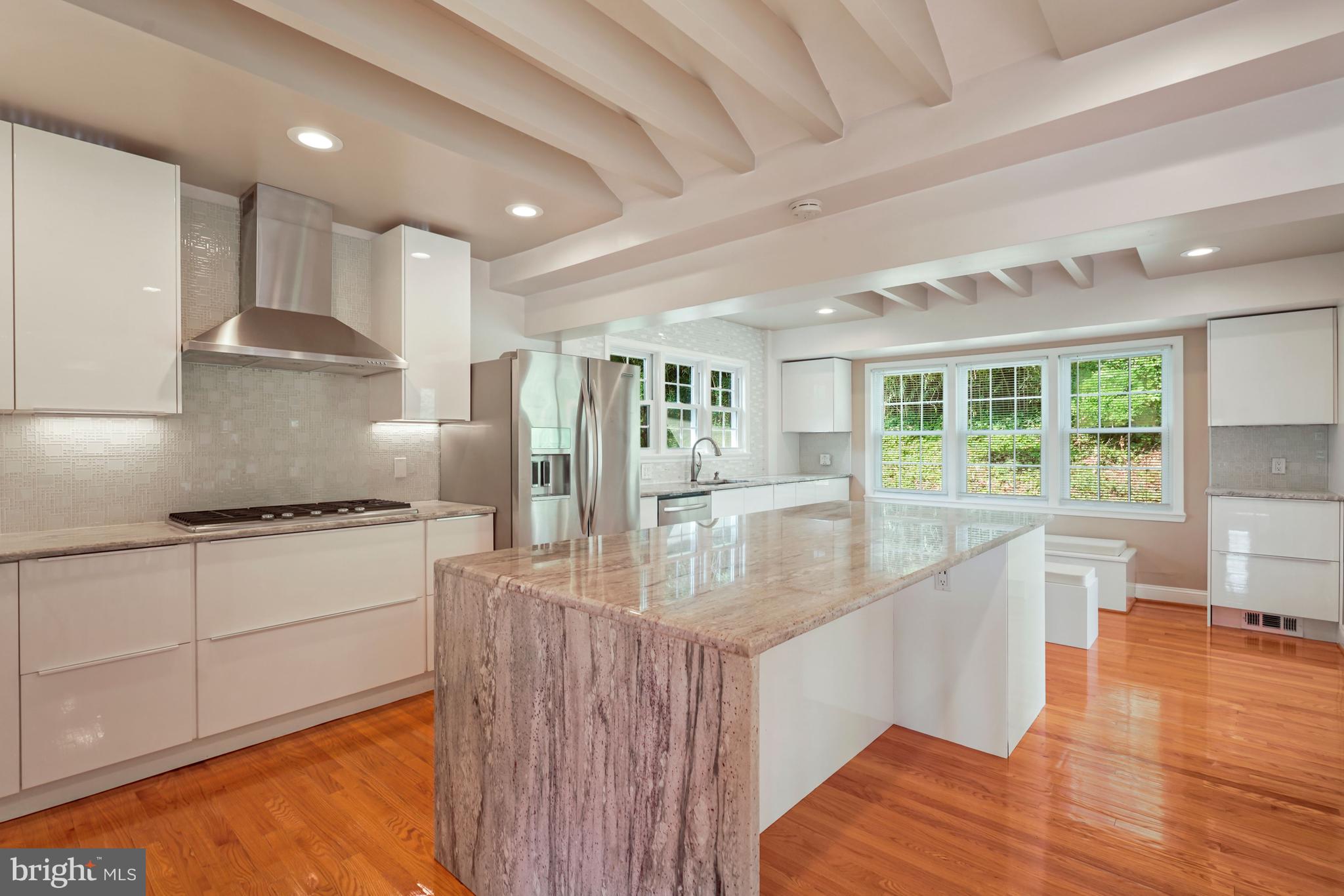 VILLAMAY - Residential Lease