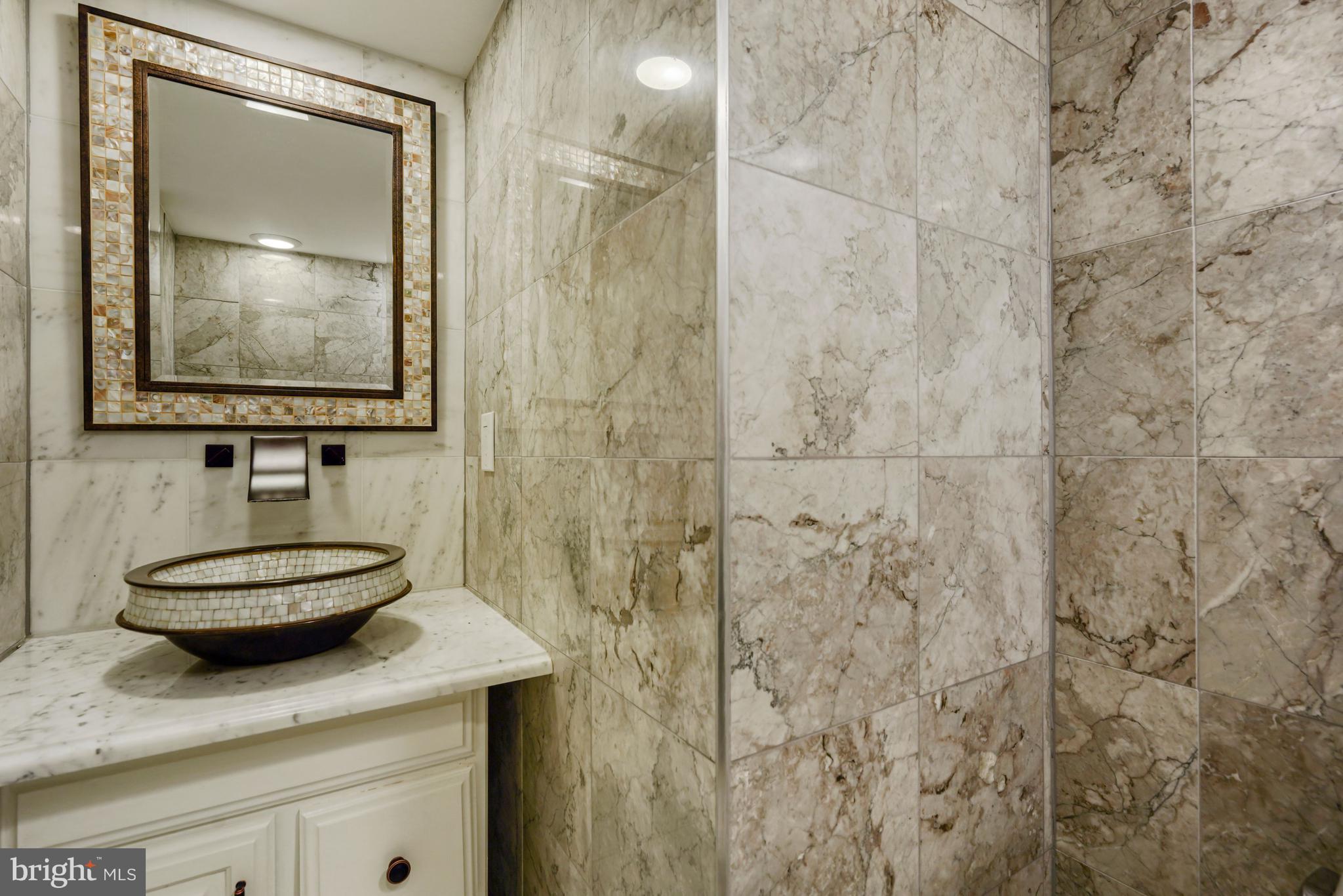 VILLAMAY - Residential Lease