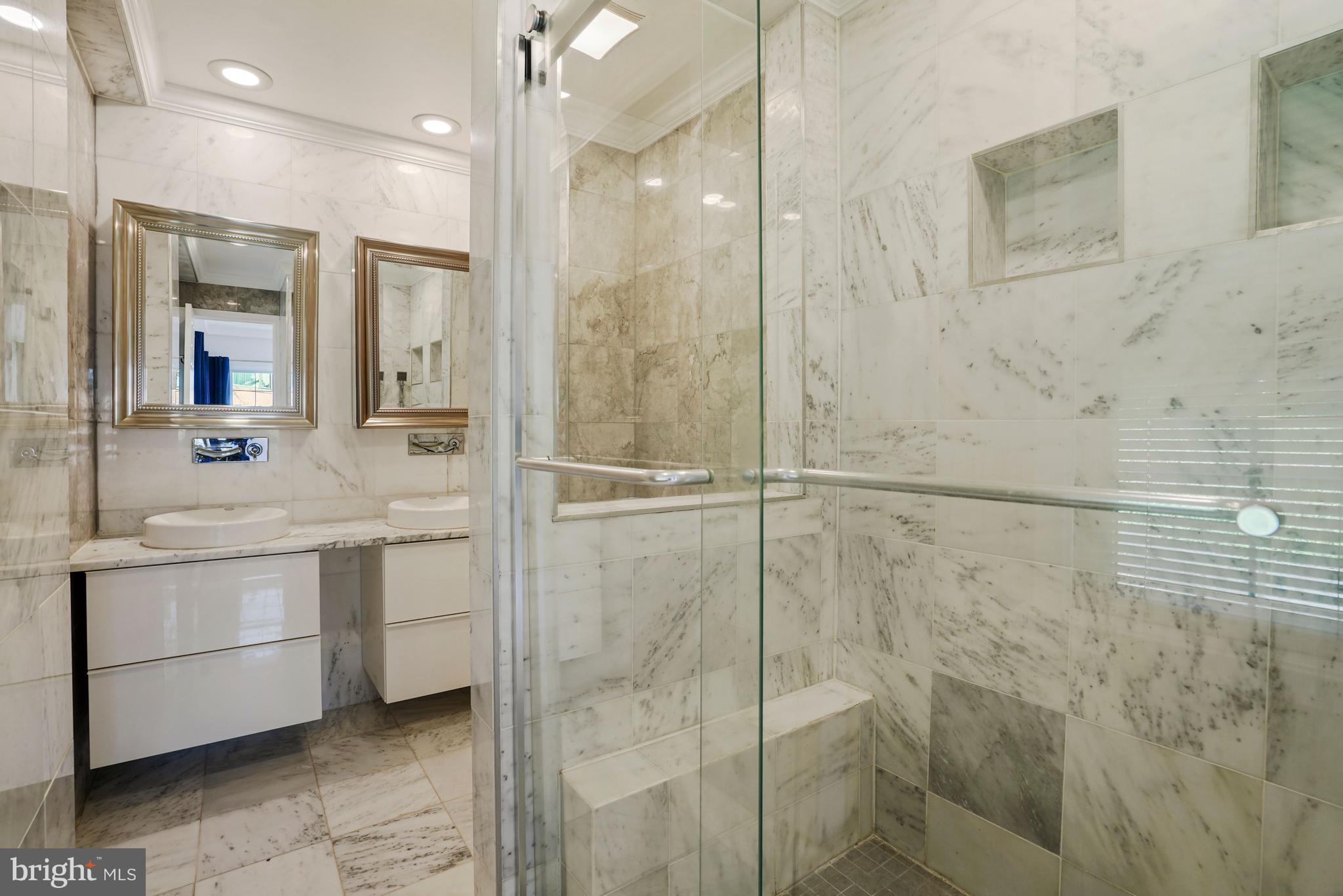 VILLAMAY - Residential Lease