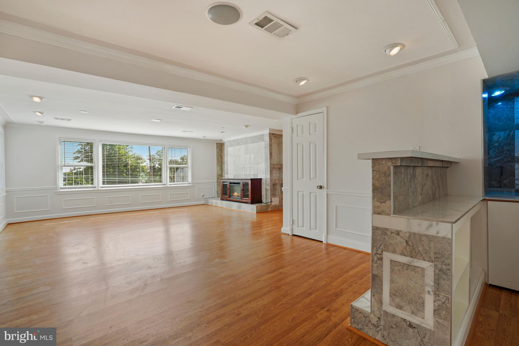 VILLAMAY - Residential Lease