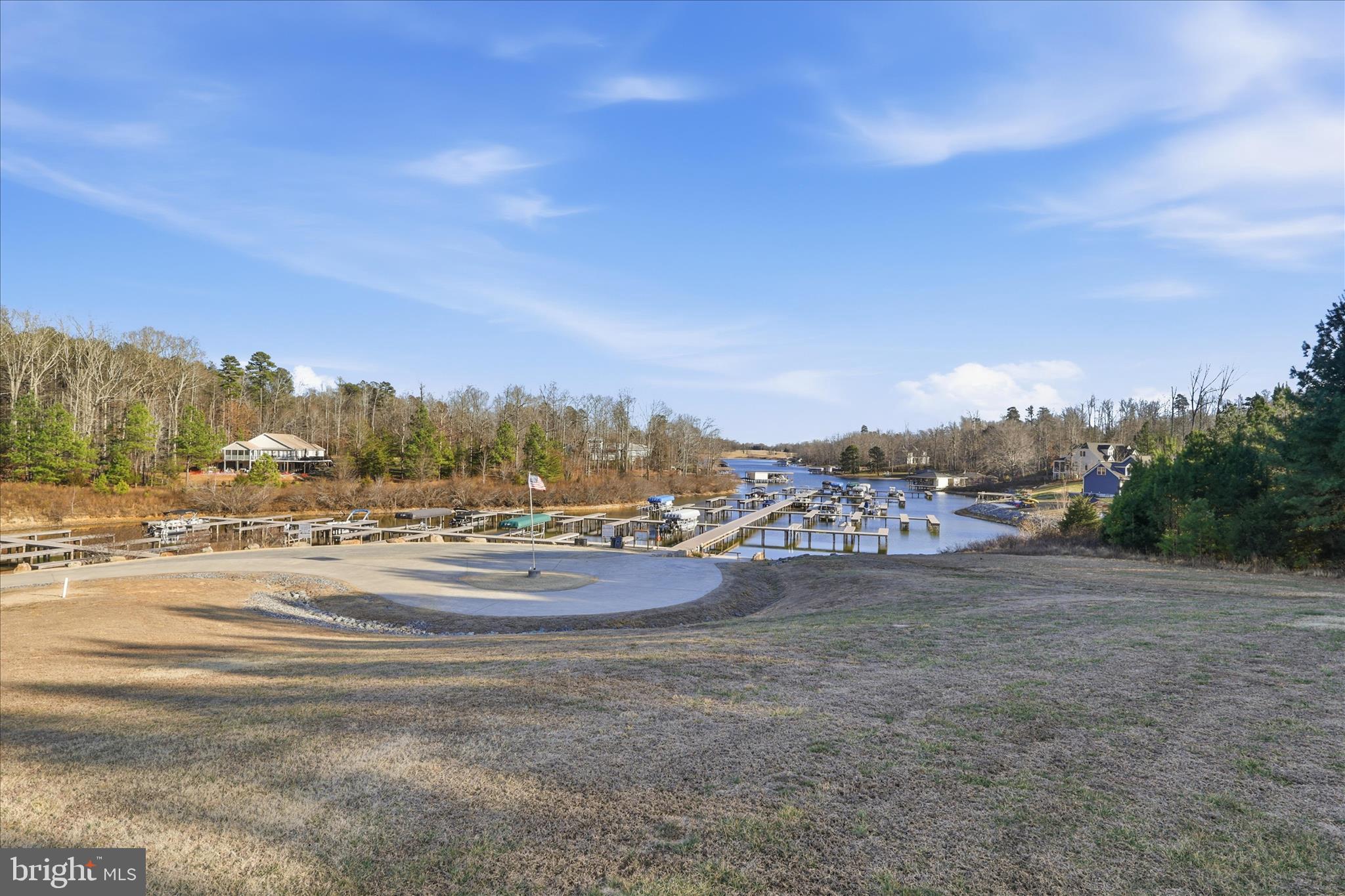 THE WATERS AT LAKE ANNA - Residential