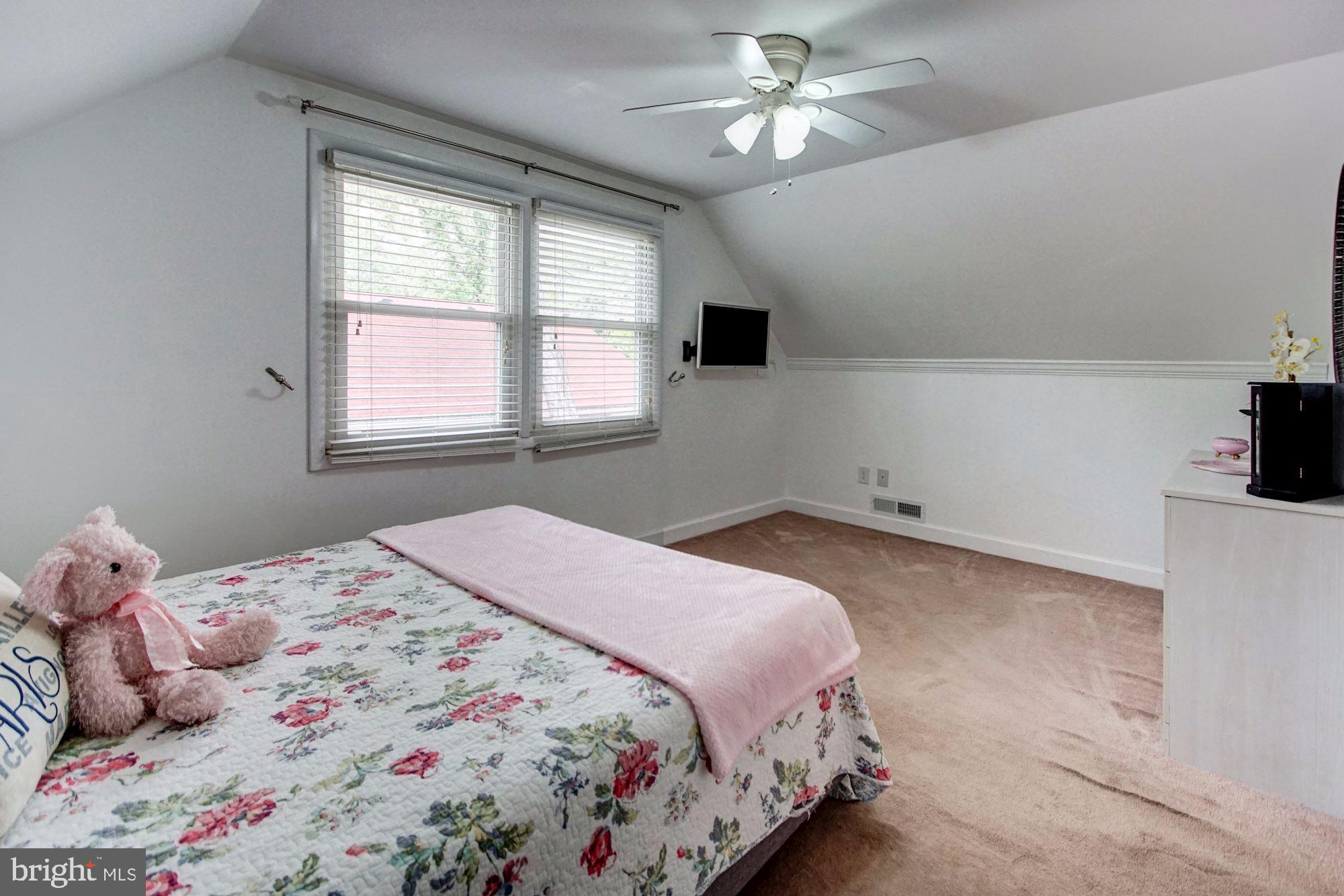 SOMERSET AT BELAIR - Residential