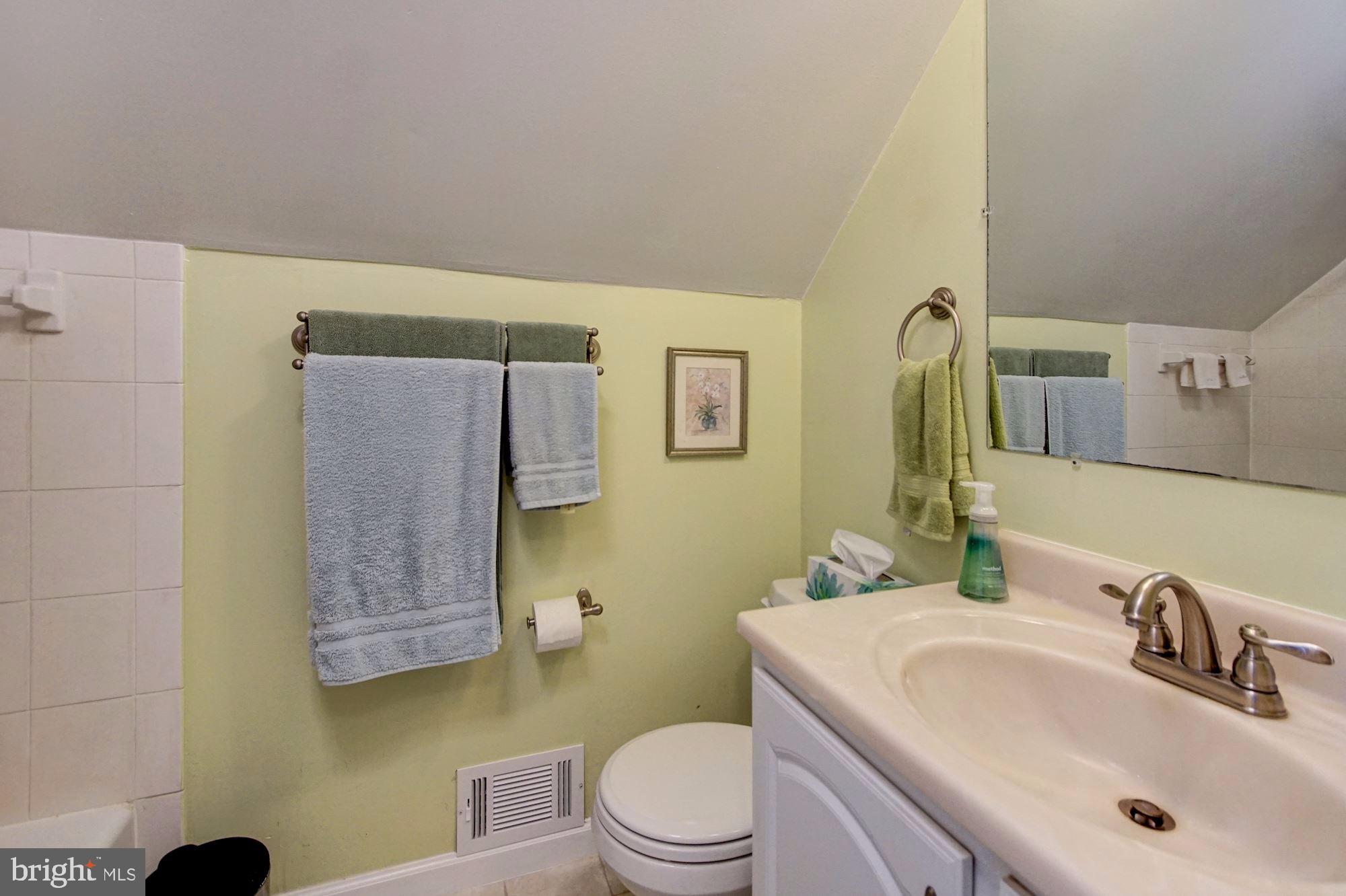 SOMERSET AT BELAIR - Residential