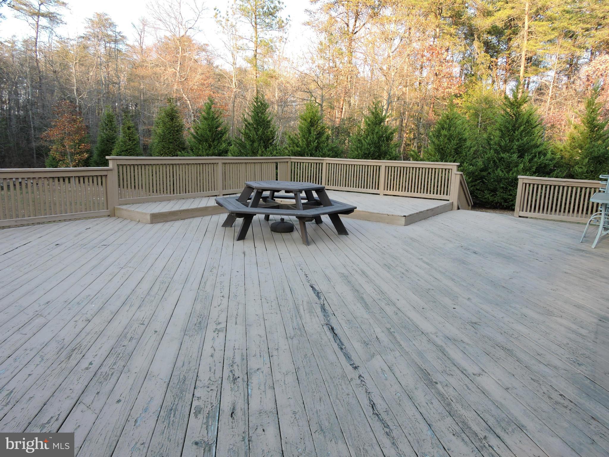 WOODVILLE ESTATES SUB - Residential Lease