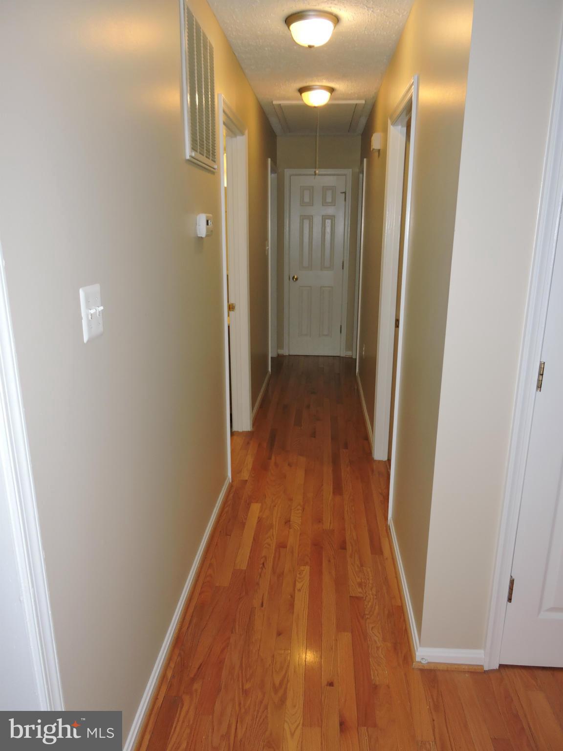 WOODVILLE ESTATES SUB - Residential Lease