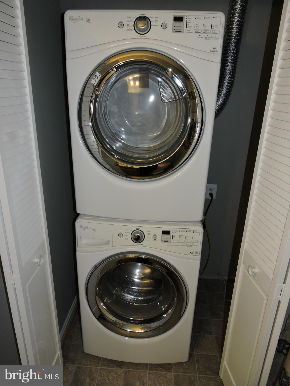 WOODVILLE ESTATES SUB - Residential Lease