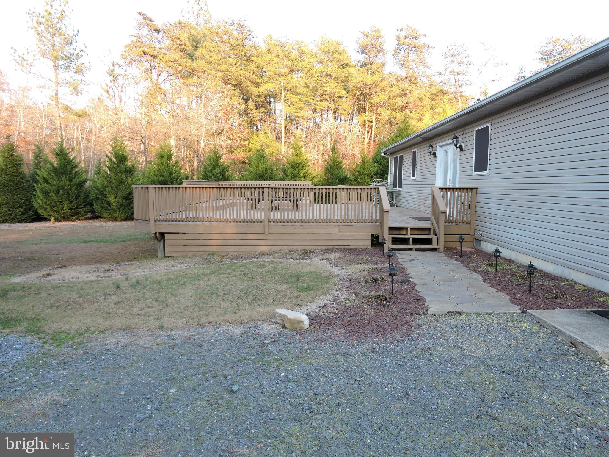 WOODVILLE ESTATES SUB - Residential Lease