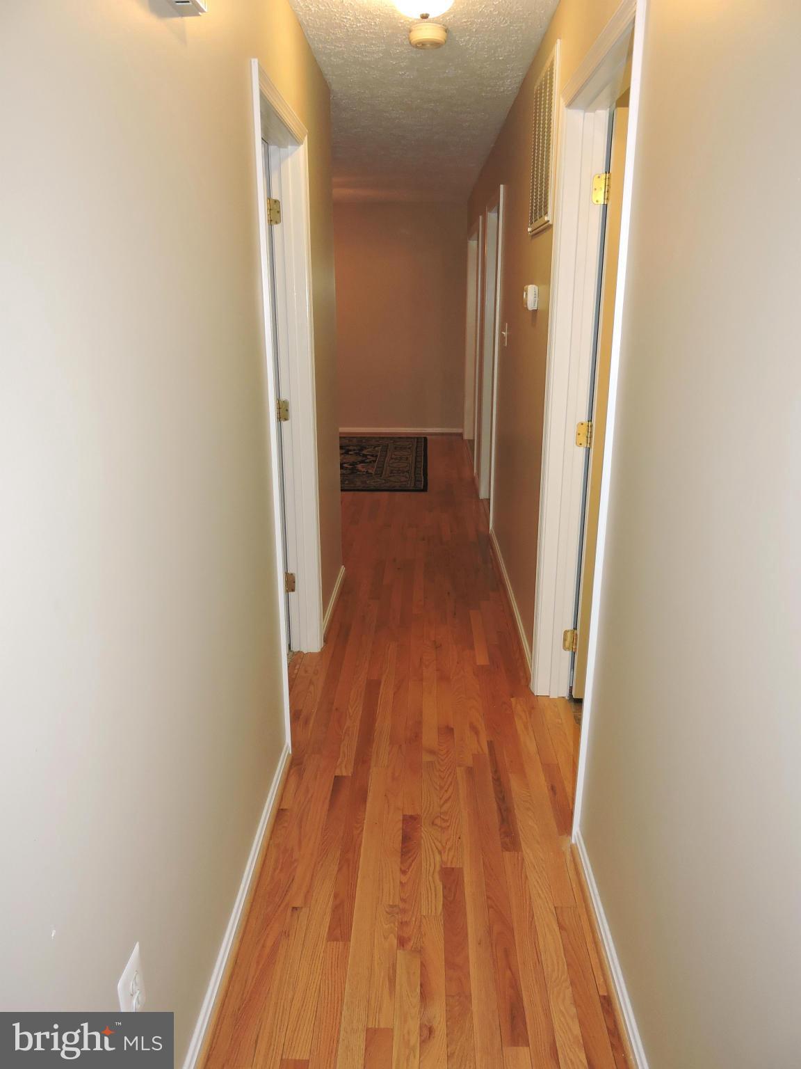 WOODVILLE ESTATES SUB - Residential Lease