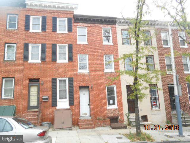 HOLLINS MARKET - Residential