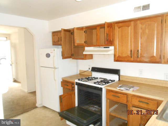 HOLLINS MARKET - Residential