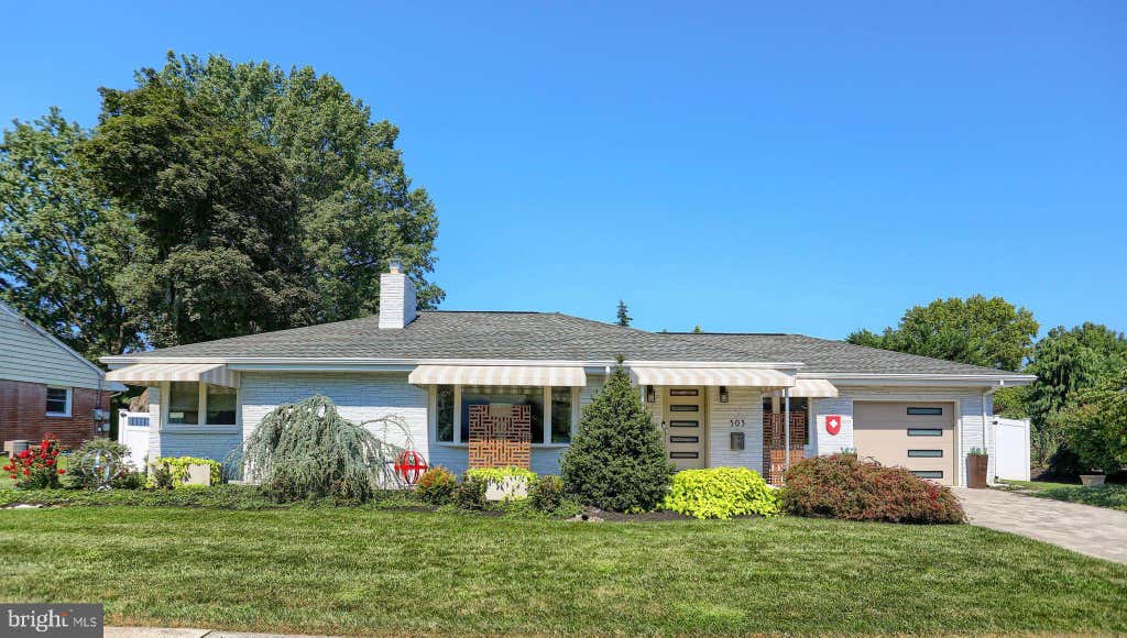 Photo of 503 Maple Avenue, HERSHEY, PA 17033 (MLS # PADA2063402)